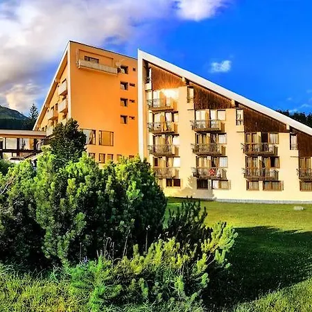 Fis 3* Štrbské Pleso