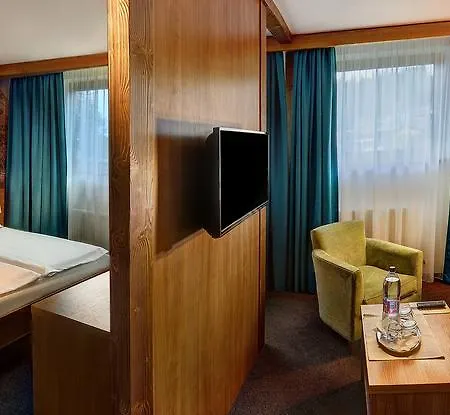 Fis Hotel