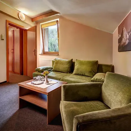 Fis 3* Štrbské Pleso