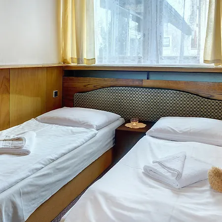 Отель Fis Штрбске-Плесо